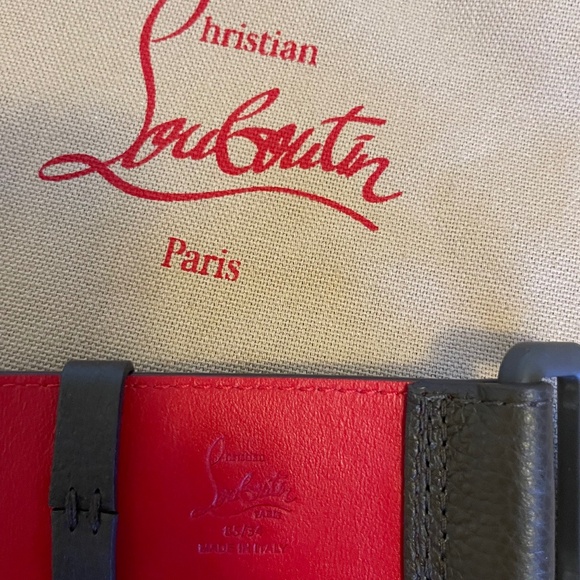 Christian Louboutin - Picture 1 of 13